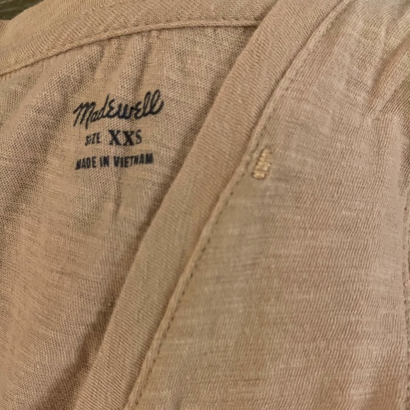 Madewell Whisper V-Neck Pocket Tank - Picture 6 of 6